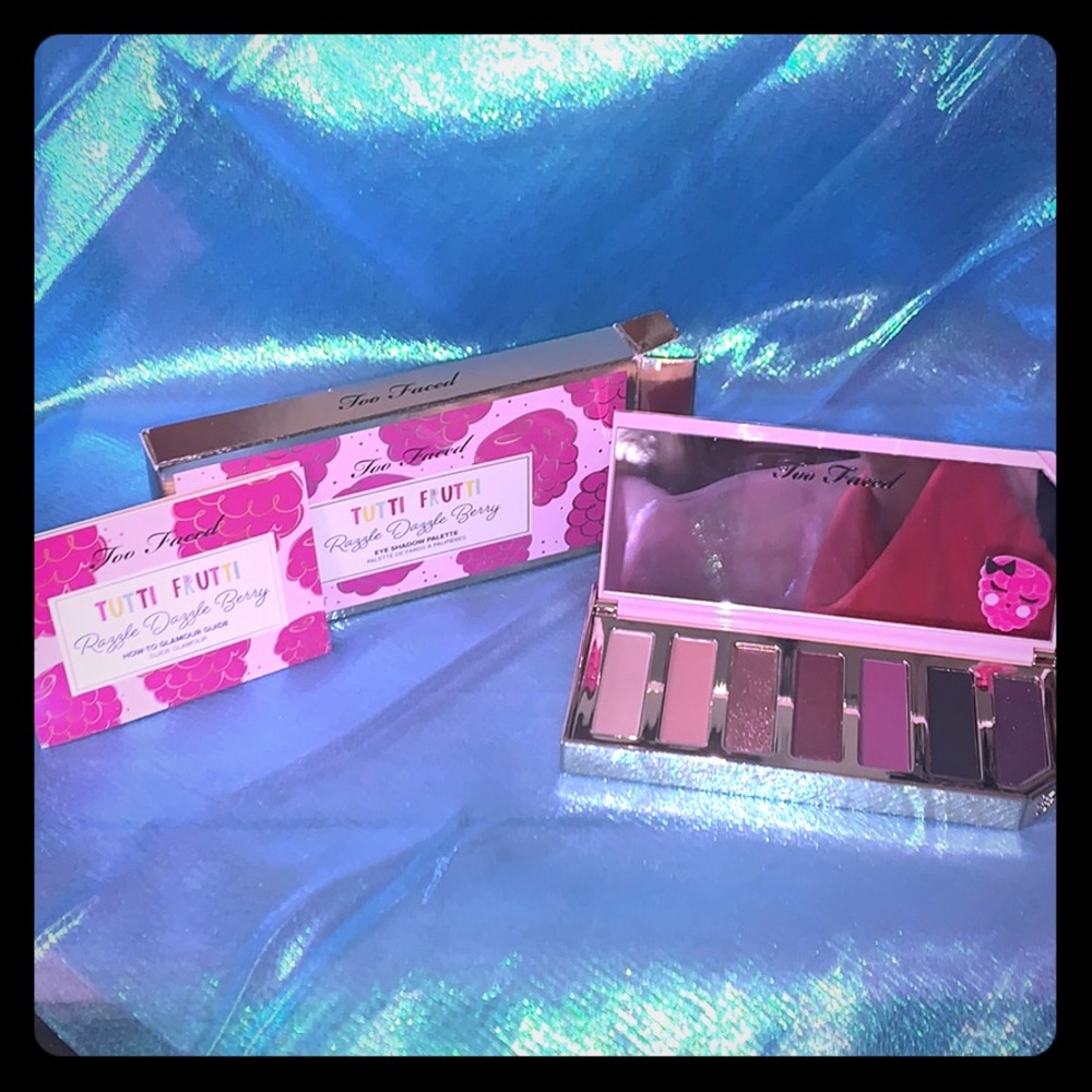 Too Faced eyeshadow palate